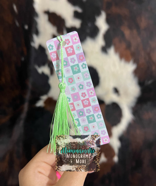 Pastel Daisy Checkered Bookmark